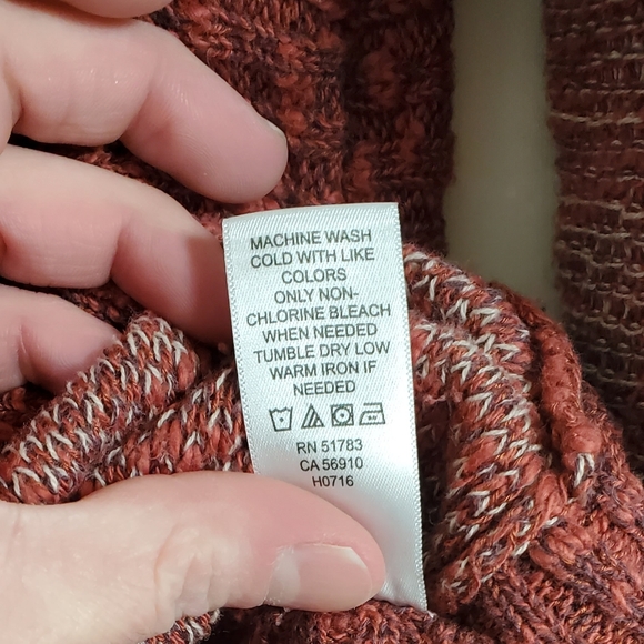 Maurices Sweater - Picture 5 of 8